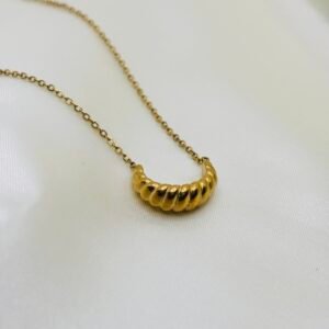 TWIST CURVE NECKCHAIN