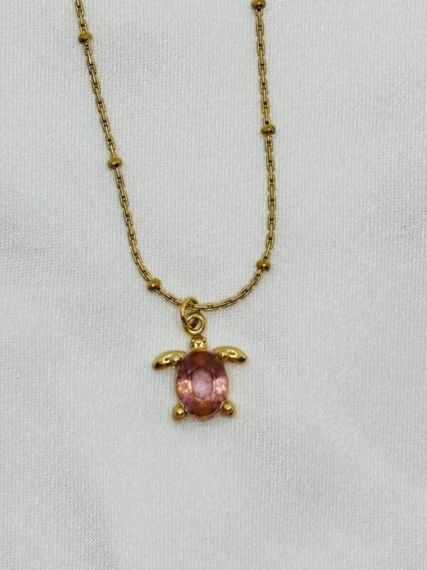 BLUSH TURTLE NECKCHAIN - Image 4