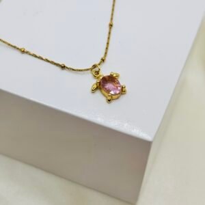 BLUSH TURTLE NECKCHAIN