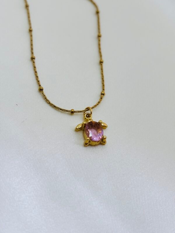 BLUSH TURTLE NECKCHAIN - Image 7