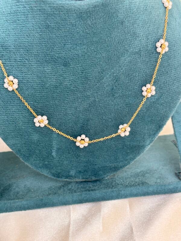 DAISY BLOOM CHAIN - Image 3